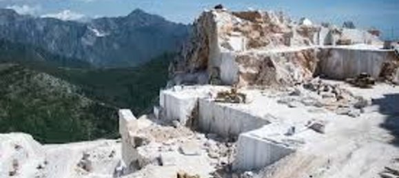 Casa de 7 divisões em Carrara, Italy N.º 275386 24