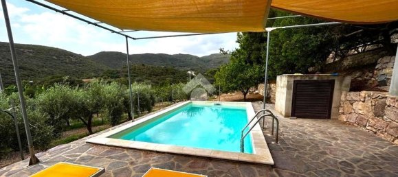 Вилла с 6 спальнями в Сардиния, Италия № 373515 23