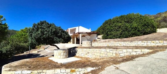 Вилла с 6 спальнями в Сардиния, Италия № 373515 25