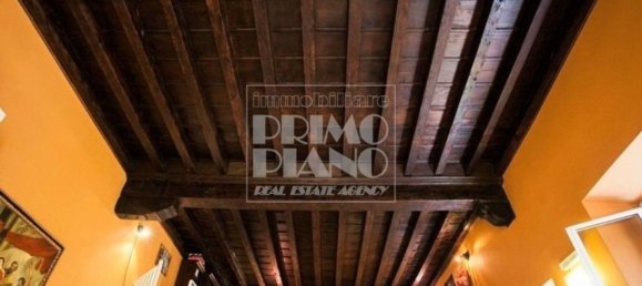 7 rooms Duplex in Lucca, Italy No. 11966 4