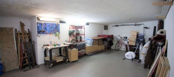 7 rooms Duplex in Lucca, Italy No. 11966 16