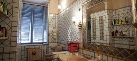 7 rooms Duplex in Lucca, Italy No. 11966 15