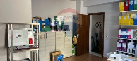 Casa de 5 dormitorios en Favara, Italy No. 381390 22