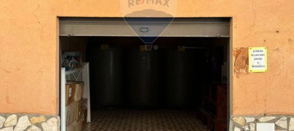 Casa de 5 dormitorios en Favara, Italy No. 381390 6