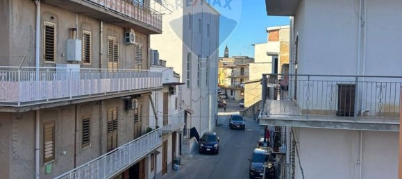 Casa de 5 dormitorios en Favara, Italy No. 381390 44