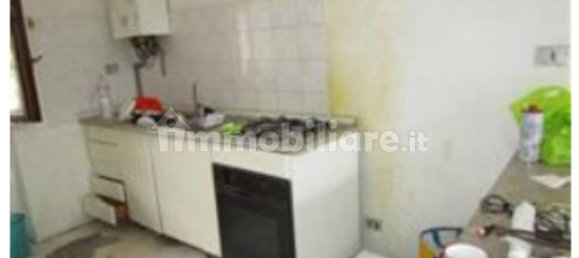 2 bedrooms House in Castel San Giovanni, Italy No. 190664 7