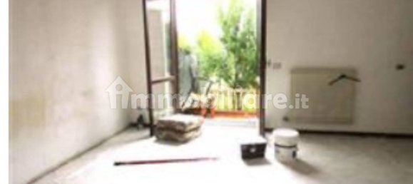 2 bedrooms House in Castel San Giovanni, Italy No. 190664 8