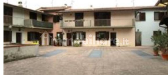 2 bedrooms House in Castel San Giovanni, Italy No. 190664 9