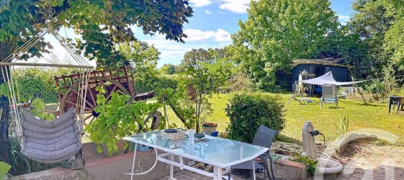 Дом с 2 спальнями в Монпон-Менестероль, Франция № 279433 3