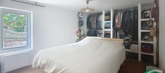 Дом с 2 спальнями в Монпон-Менестероль, Франция № 279433 9