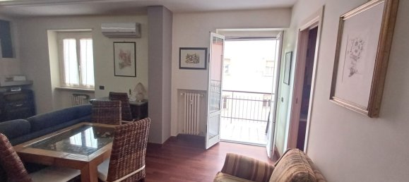 3 rooms Apartment in Potenza, Italy No. 36629 7