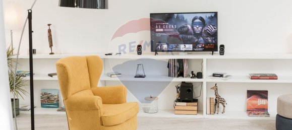 3 bedrooms House in Porto, Portugal No. 24218 5