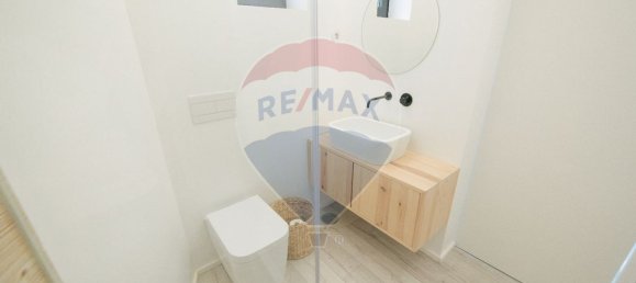 3 bedrooms House in Porto, Portugal No. 24218 14