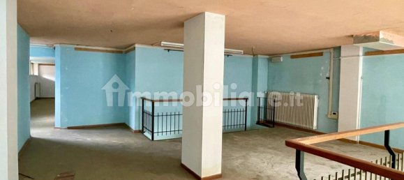2-salle Propriété commerciale à Schio, Italy No. 54714 5
