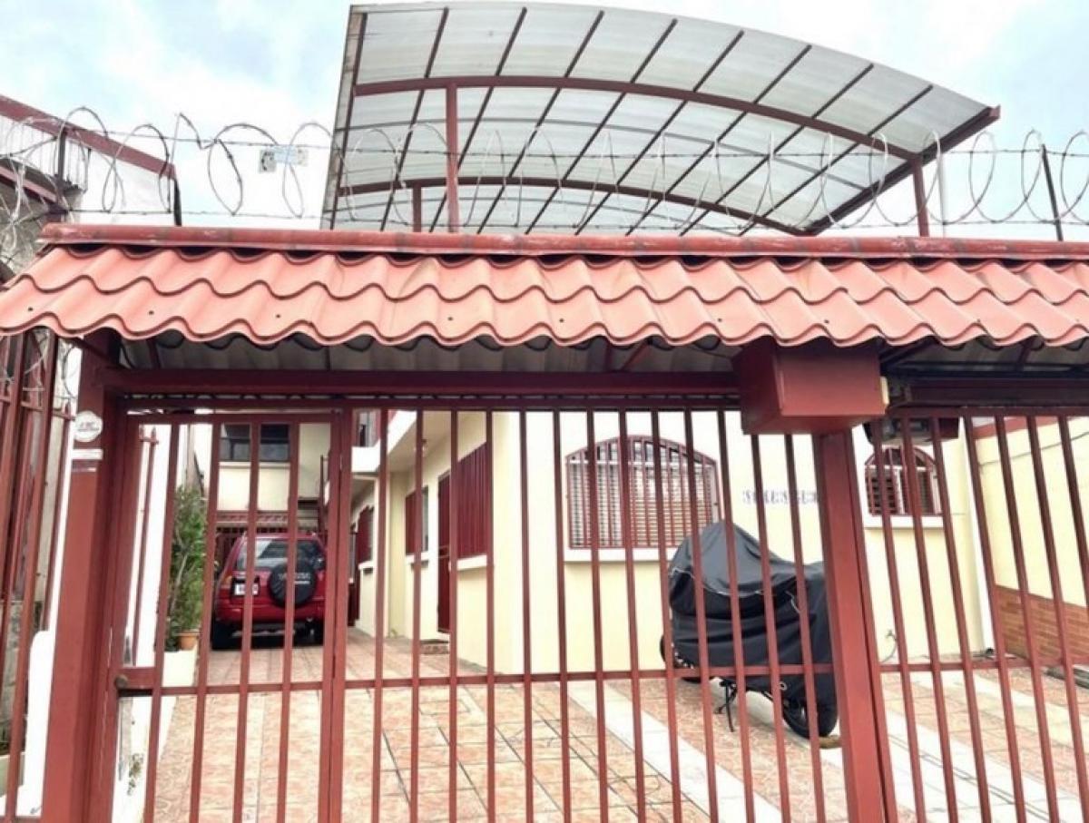 5 bedrooms House in San Jose, Costa Rica No. 856