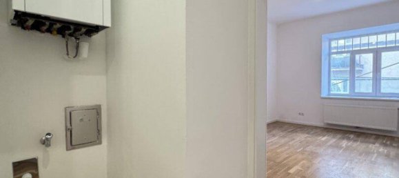 2 rooms Apartment in Rudolfsheim-Funfhaus, Austria No. 138428 3