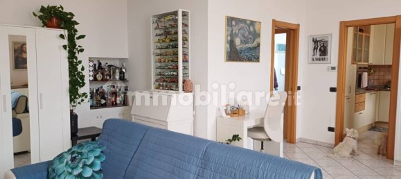 Dúplex de 1 dormitorio en Varese, Italy No. 380032 5