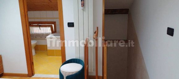 Dúplex de 1 dormitorio en Varese, Italy No. 380032 17