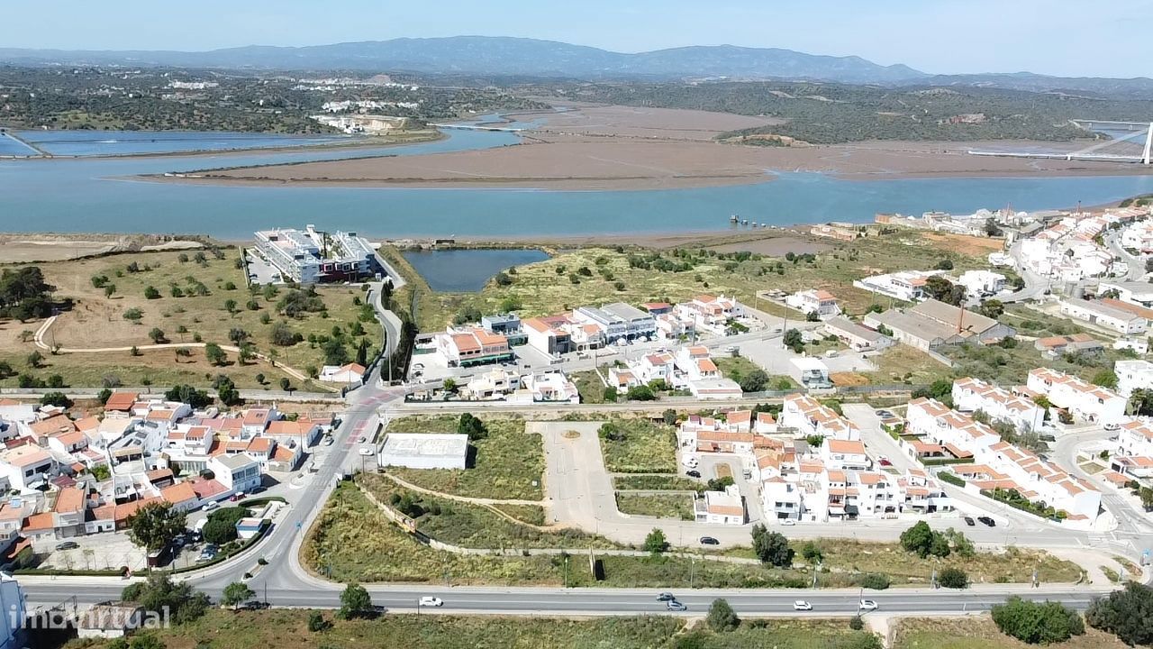 Земельный участок 1948м² в Лагоа, Португалия № 132159