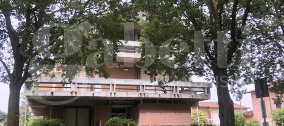 6 bedrooms Villa in Solarolo, Italy No. 351398 12