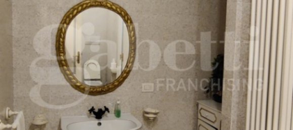 6 bedrooms Villa in Solarolo, Italy No. 351398 3