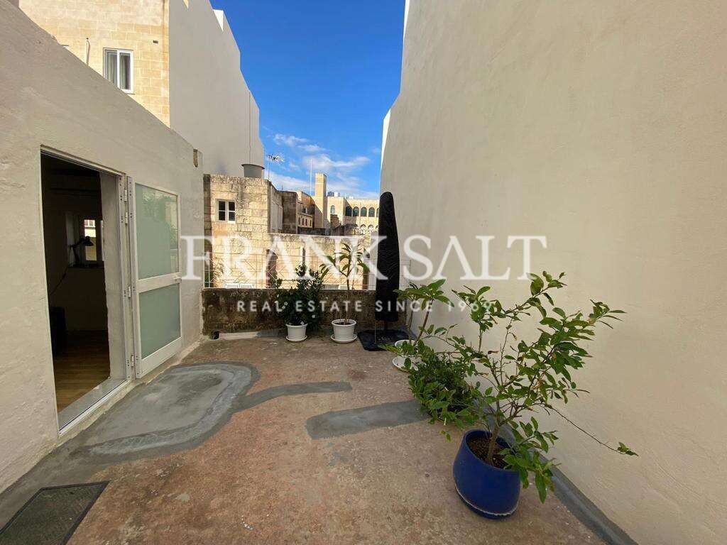 3 bedrooms Apartment in Sliema, Malta No. 9160