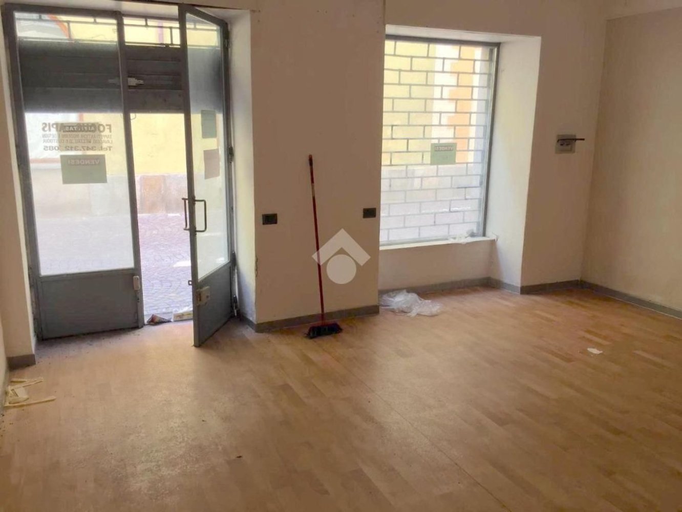 68m² Commercial property in Pinerolo, Italy No. 160739