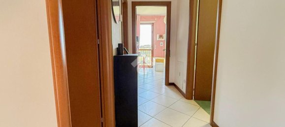 Квартира с 3 спальнями в Кьети, Италия № 318716 13