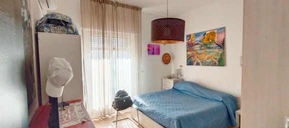 4 rooms Apartment in Catania, Italy No. 260966 8
