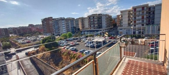 4 rooms Apartment in Catania, Italy No. 260966 16