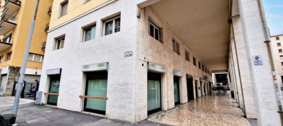 Büro in Bologna, Italy 253m², Nr. 372670 16