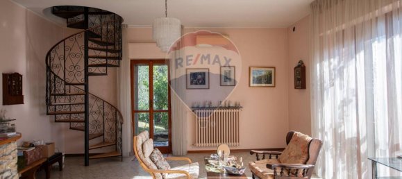 Дом с 14 комнатами в Коринальдо, Италия № 2270 9