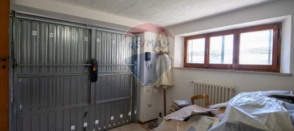 Дом с 14 комнатами в Коринальдо, Италия № 2270 26