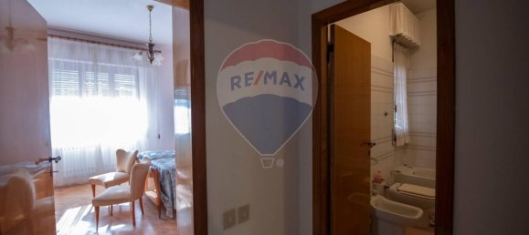 Дом с 14 комнатами в Коринальдо, Италия № 2270 18