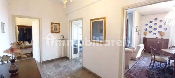 3 bedrooms Apartment in Florence, Italy No. 211393 10