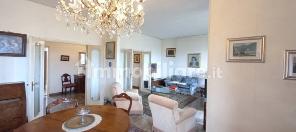 3 bedrooms Apartment in Florence, Italy No. 211393 3