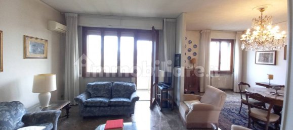 3 bedrooms Apartment in Florence, Italy No. 211393 7