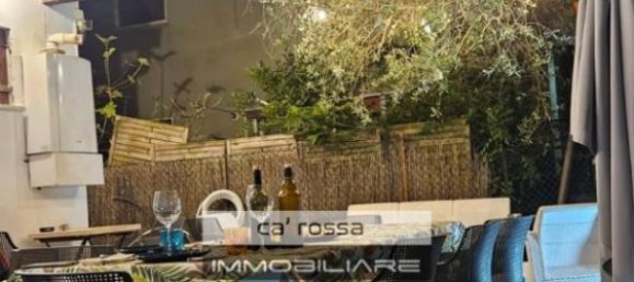 2 bedrooms House in Venice, Italy No. 274170 2