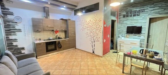 3 Schlafzimmer Wohnung in Rome, Italy, Nr. 338010 8