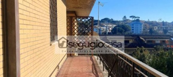 3 rooms Apartment in Rome, Italy No. 35988 15