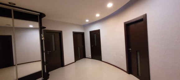 3 bedrooms Apartment in Baku, Azerbaijan No. 2246 15