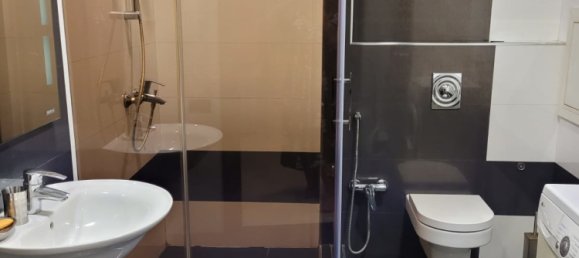 3 bedrooms Apartment in Baku, Azerbaijan No. 2246 6