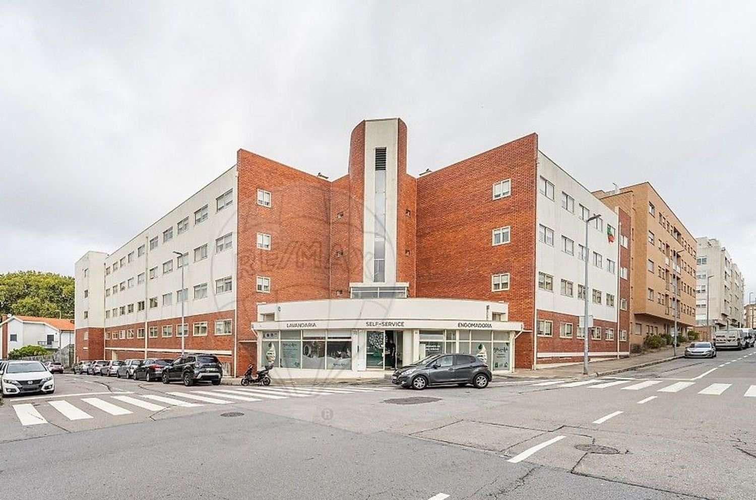 2 bedrooms Apartment in Porto, Portugal No. 346618