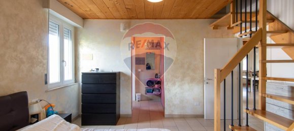 4 rooms Apartment in Maiolati Spontini, Italy No. 2312 13