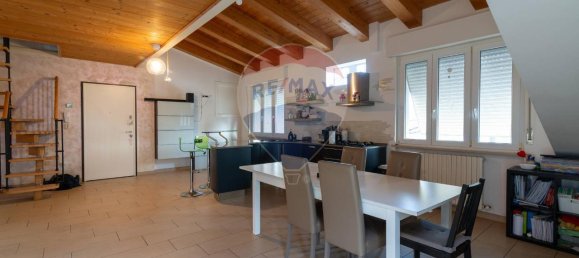 4 rooms Apartment in Maiolati Spontini, Italy No. 2312 6