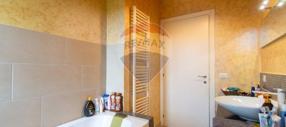4 rooms Apartment in Maiolati Spontini, Italy No. 2312 11