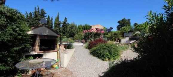 6 bedrooms House in Malvies, France No. 16961 8