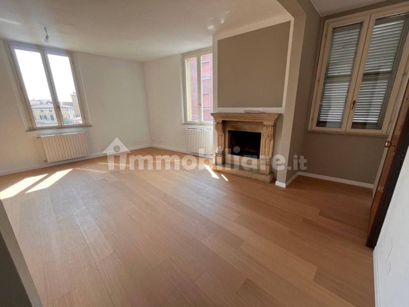 3 Schlafzimmer Wohnung in Modena, Italy, Nr. 348850