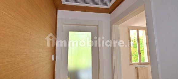 3 Schlafzimmer Wohnung in Modena, Italy, Nr. 348850 22