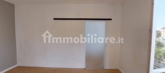 3 Schlafzimmer Wohnung in Modena, Italy, Nr. 348850 4